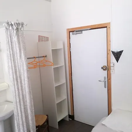 Le Cm Hotel